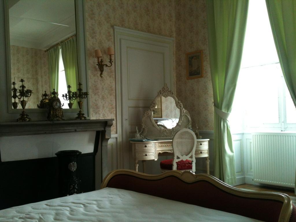 Le Chateau De Prauthoy Bed & Breakfast Room photo