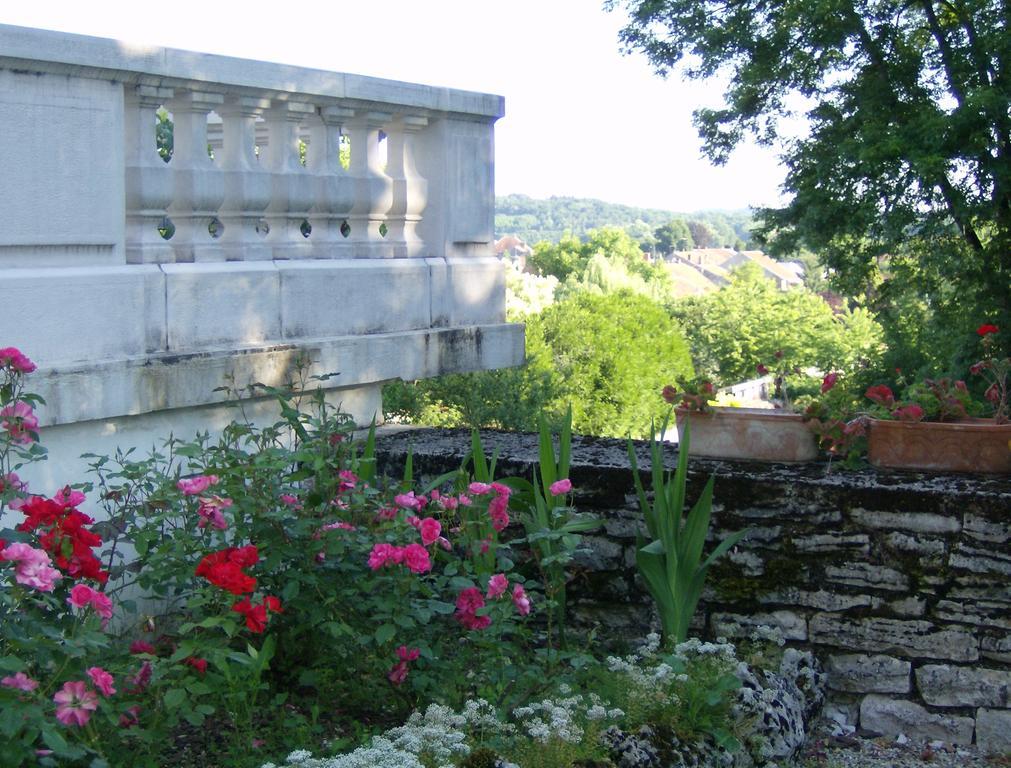 Le Chateau De Prauthoy Bed & Breakfast Exterior photo